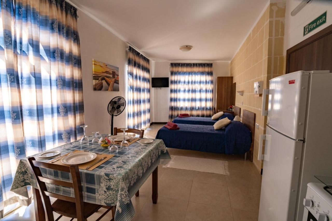 Sunset Seaview Apartments Marsalforn Екстериор снимка