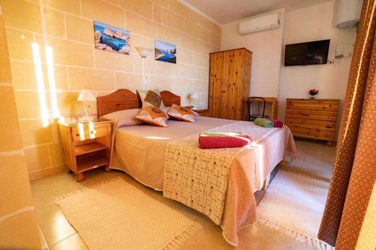 Sunset Seaview Apartments Marsalforn Екстериор снимка