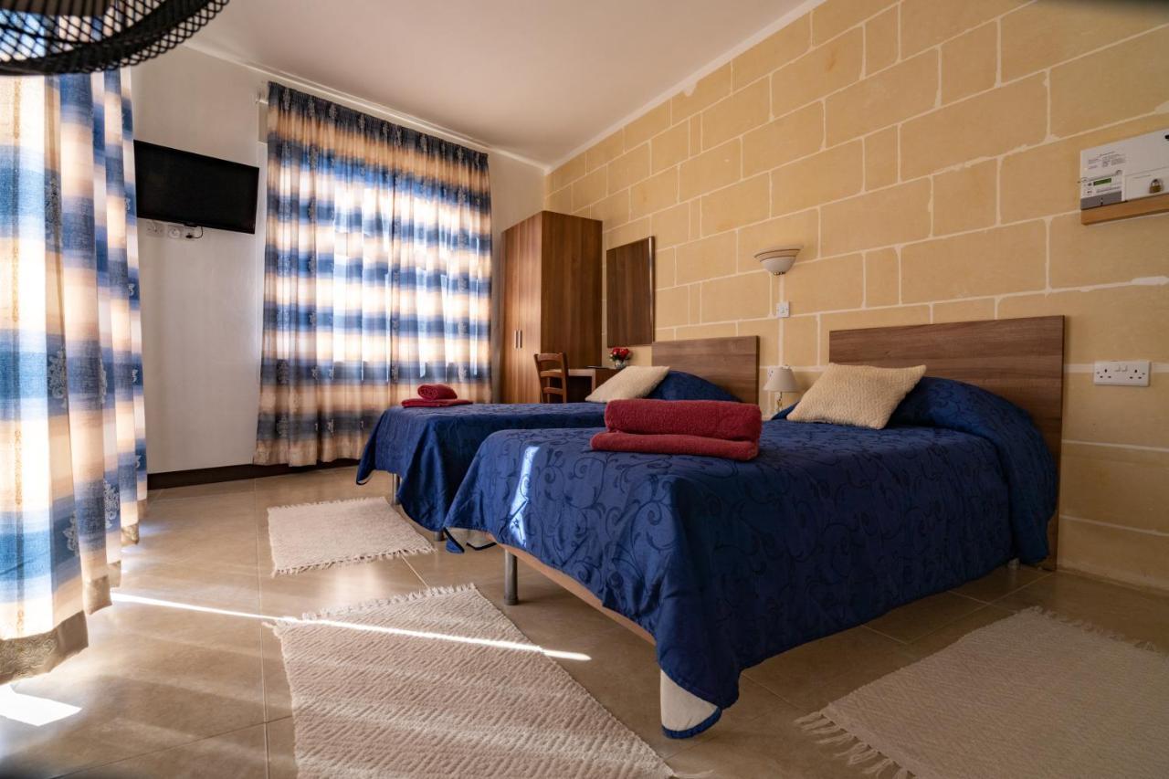 Sunset Seaview Apartments Marsalforn Екстериор снимка