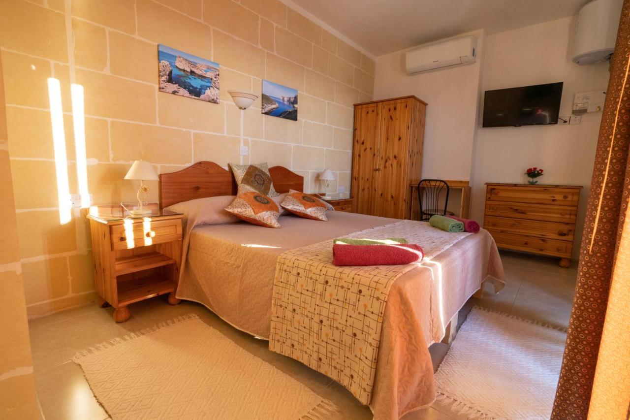 Sunset Seaview Apartments Marsalforn Екстериор снимка