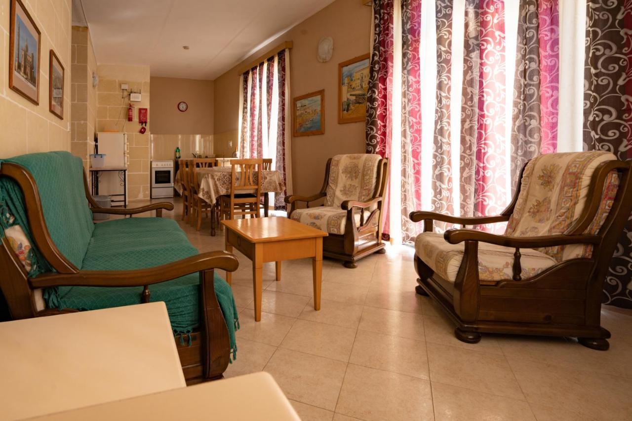 Sunset Seaview Apartments Marsalforn Екстериор снимка