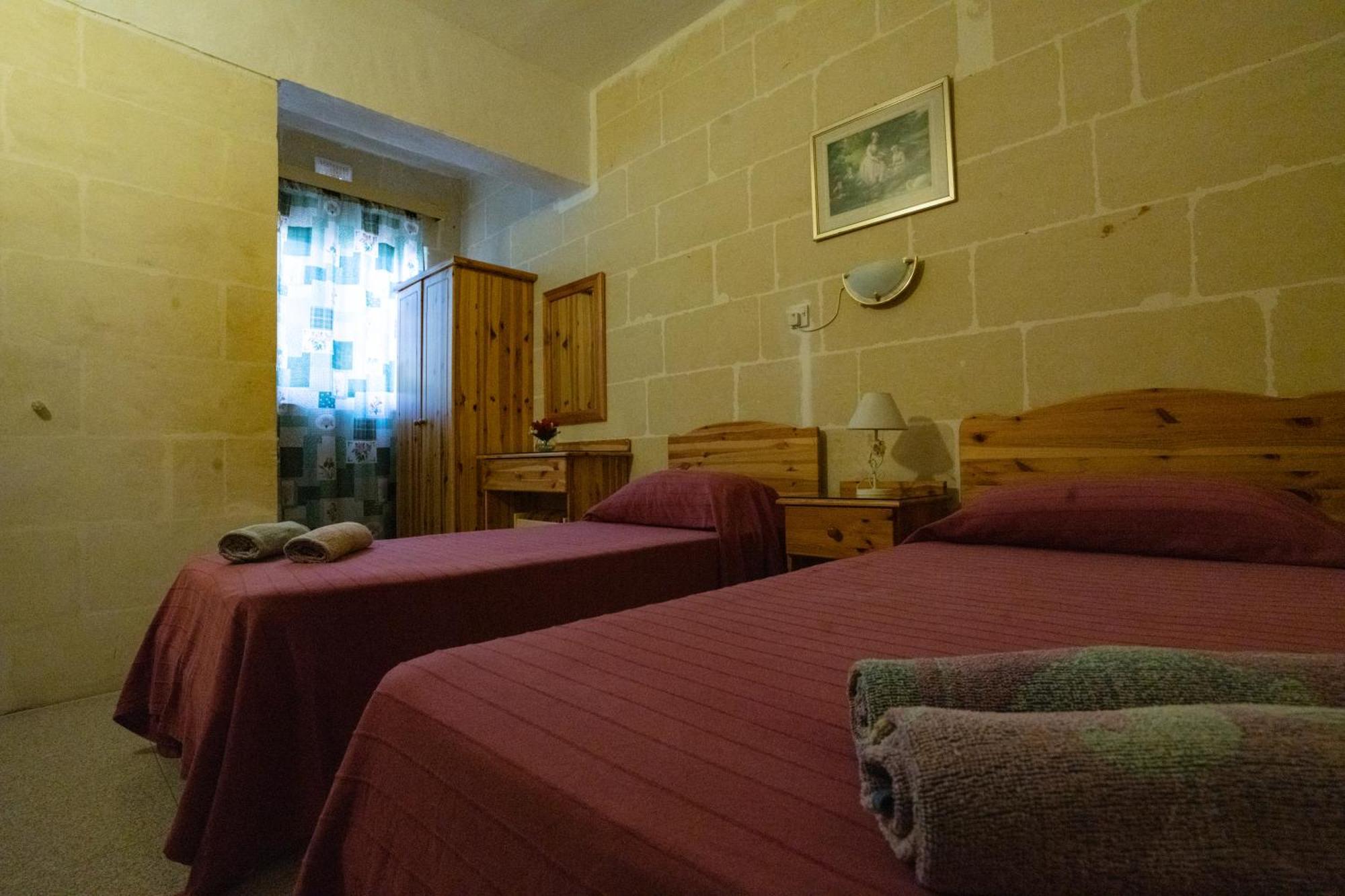 Sunset Seaview Apartments Marsalforn Екстериор снимка