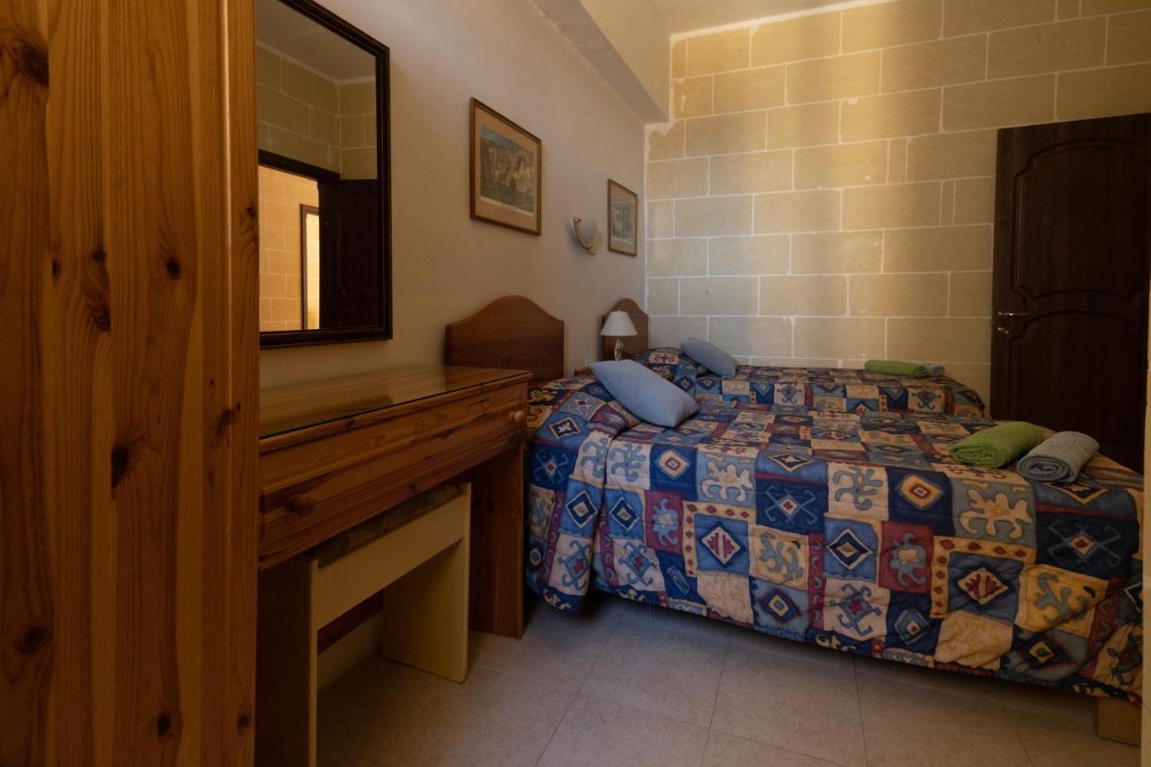 Sunset Seaview Apartments Marsalforn Екстериор снимка